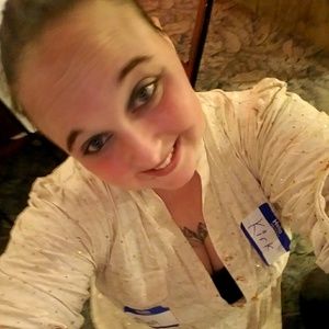 Meet your Posher, Mina